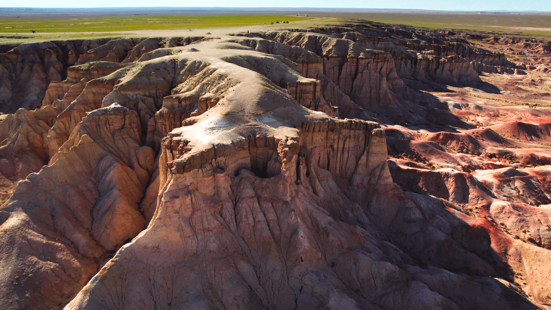 Tsagaan Suvarga (White Stupa)